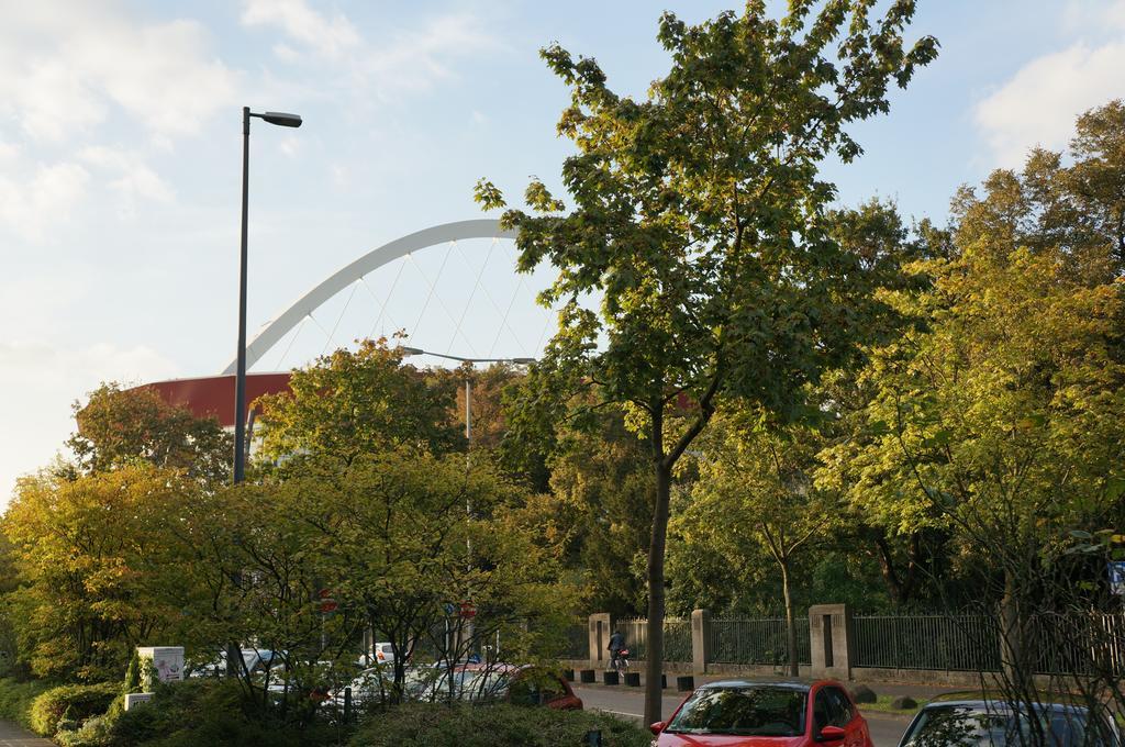 Koeln Deutz/Messe, Lanxess Arena Apartment Exterior foto
